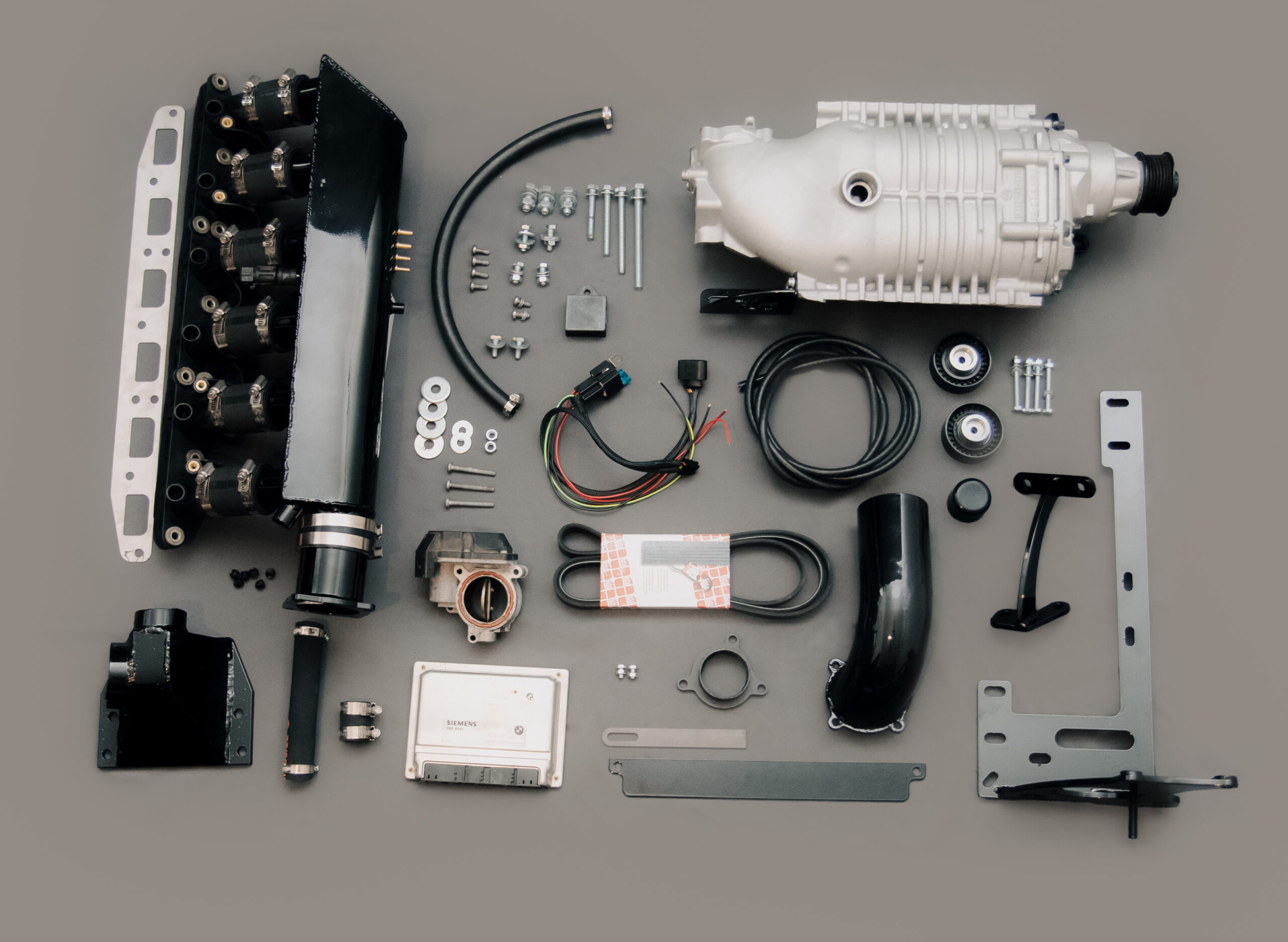 Kompletny zestaw doładowania Eaton R1320 do silnika BMW M54B30